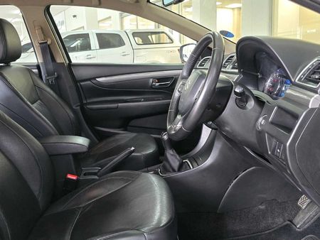 2024-Suzuki-Ciaz-15-GLX_19