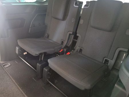 2023-Volkswagen-Caddy-Maxi-Kombi-20-TDI_10