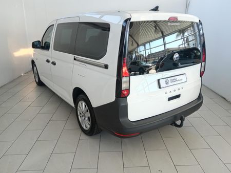 2023-Volkswagen-Caddy-Maxi-Kombi-20-TDI_3