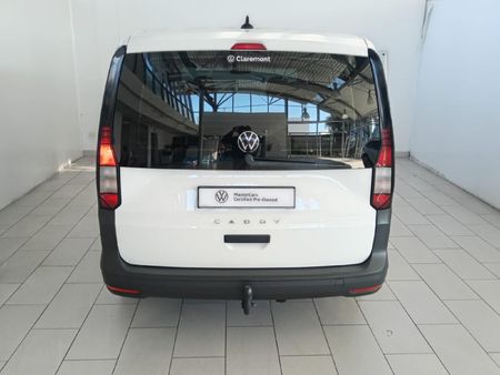 2023-Volkswagen-Caddy-Maxi-Kombi-20-TDI_4