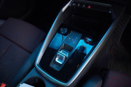 2022-Audi-S3-20-TFSI-Quattro-S-Tronic_23