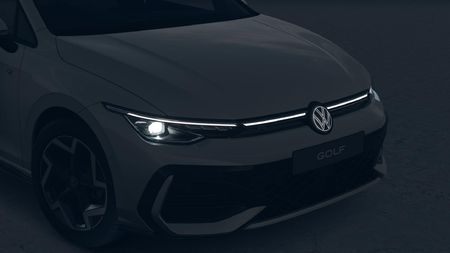 2026-Volkswagen-Golf-14-TSI-R-Line-Auto-110kw_6
