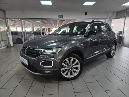 2021-Volkswagen-T-Roc-20-TSI-4M-R-Line-Auto_0