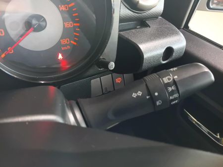 2021-Suzuki-Jimny-15-GLX-Auto_10