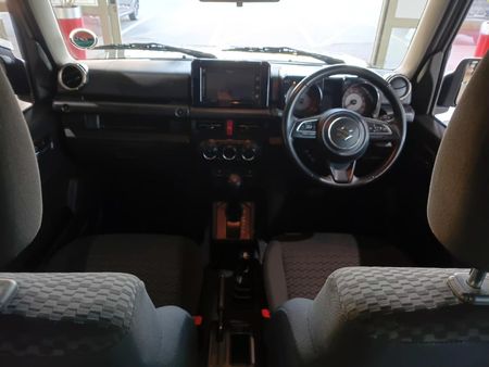 2021-Suzuki-Jimny-15-GLX-Auto_13