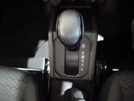 2021-Suzuki-Jimny-15-GLX-Auto_14
