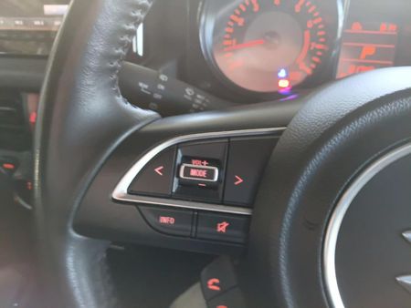 2021-Suzuki-Jimny-15-GLX-Auto_15
