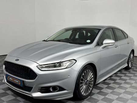 2015-Ford-Fusion-20-EcoBoost-Titanium-Auto_0