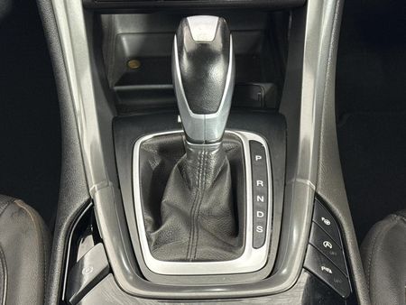 2015-Ford-Fusion-20-EcoBoost-Titanium-Auto_11