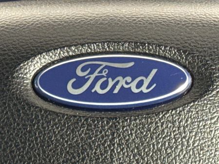 2015-Ford-Fusion-20-EcoBoost-Titanium-Auto_12