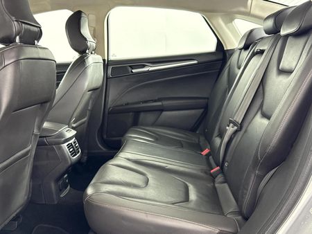 2015-Ford-Fusion-20-EcoBoost-Titanium-Auto_8
