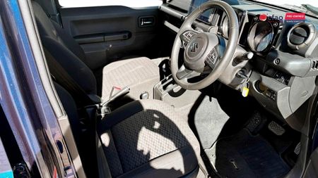 2024-Suzuki-Jimny-15-GLX-AllGrip-5-Door-Auto_11
