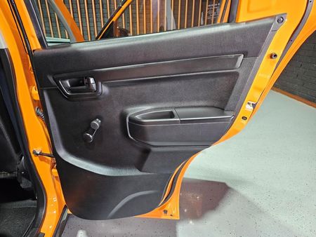 2025-Suzuki-S-Presso-10-GL-AMT_16
