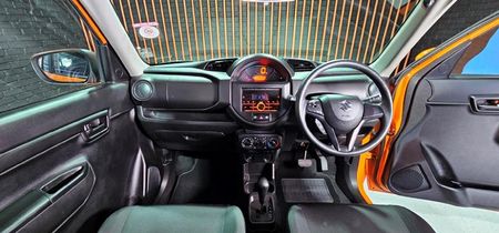 2025-Suzuki-S-Presso-10-GL-AMT_18