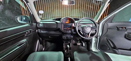 2025-Suzuki-S-Presso-10-GL-AMT_18