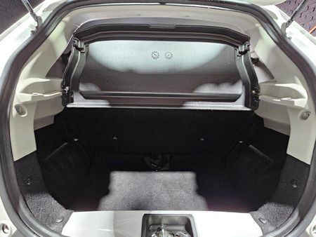 2025-Suzuki-S-Presso-10-GL-AMT_25