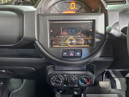 2025-Suzuki-S-Presso-10-GL-AMT_11