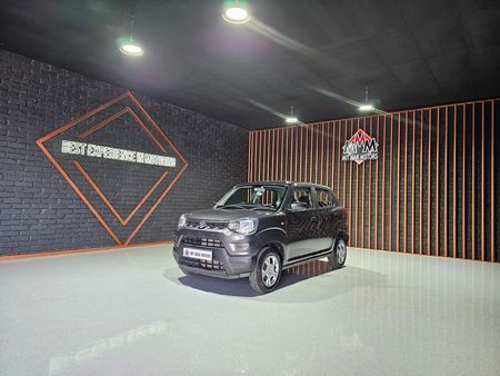 2025-Suzuki-S-Presso-10-GL-AMT_0