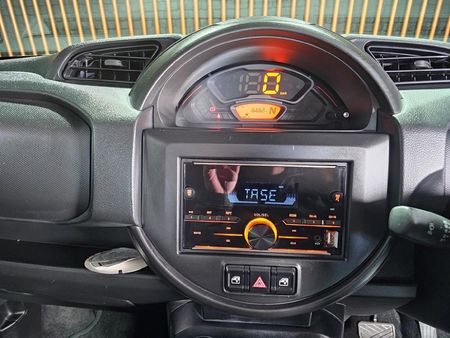 2025-Suzuki-S-Presso-10-GL-AMT_11