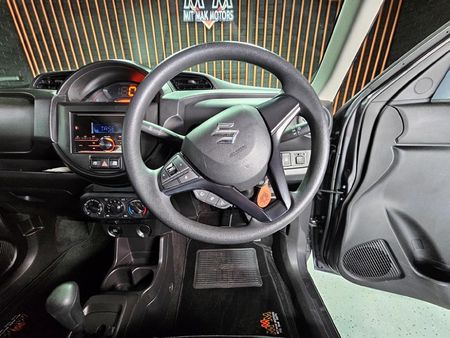 2025-Suzuki-S-Presso-10-GL-AMT_15