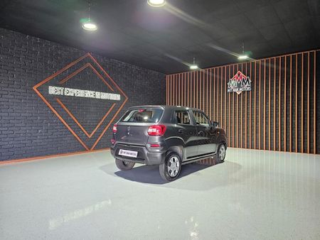 2025-Suzuki-S-Presso-10-GL-AMT_22