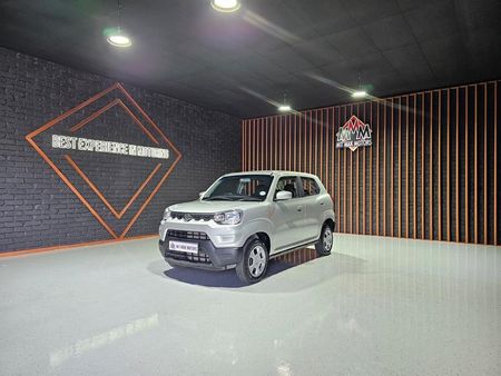 2025-Suzuki-S-Presso-10-GL-AMT_0