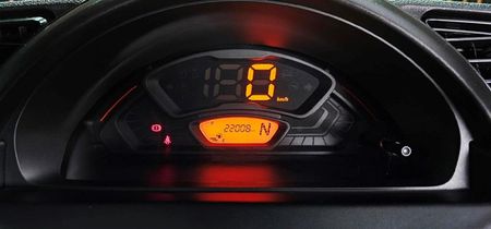 2025-Suzuki-S-Presso-10-GL-AMT_10