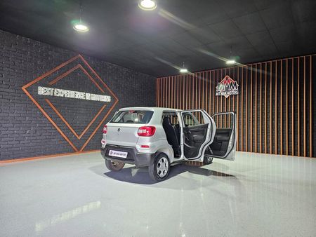2025-Suzuki-S-Presso-10-GL-AMT_21