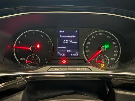 2020-Volkswagen-T-Cross-10-TSI-Highline-Auto_10