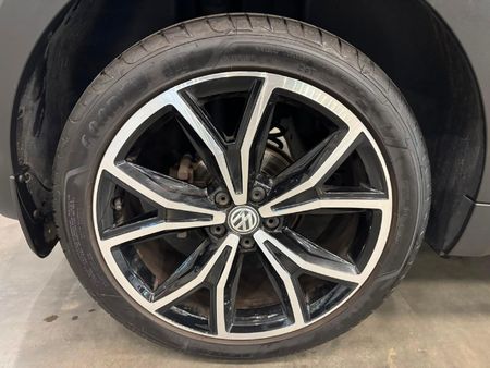 2020-Volkswagen-T-Cross-10-TSI-Highline-Auto_8