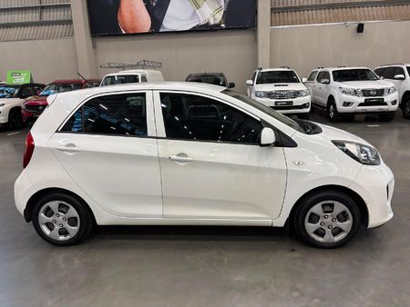 2016-Kia-Picanto-10-LX_1