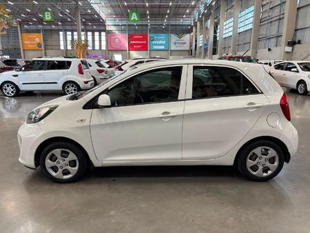 2016-Kia-Picanto-10-LX_5