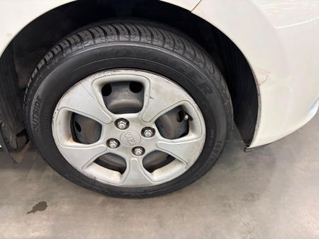 2016-Kia-Picanto-10-LX_8