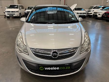2011-Opel-Corsa-14-Essentia-5-dr_7