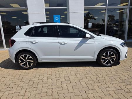 2026-Volkswagen-Polo-10-TSI-Life_1