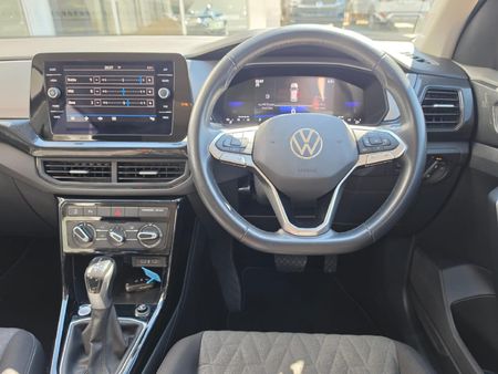 2024-Volkswagen-T-Cross-10-TSI-Life-Auto_13
