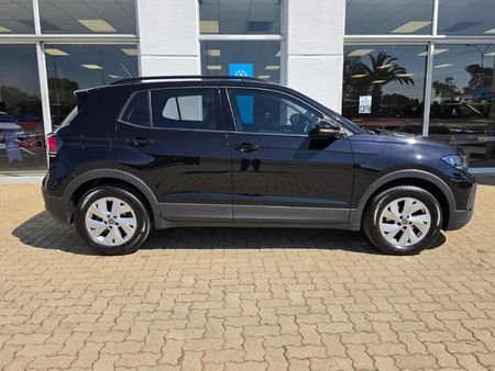 2024-Volkswagen-T-Cross-10-TSI-Life-Auto_1