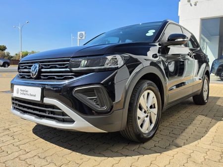 2024-Volkswagen-T-Cross-10-TSI-Life-Auto_5