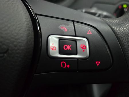 2025-Volkswagen-Polo-Vivo-14-Life_9