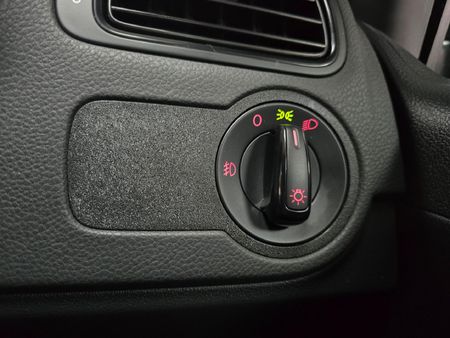 2025-Volkswagen-Polo-Vivo-14-Life_11