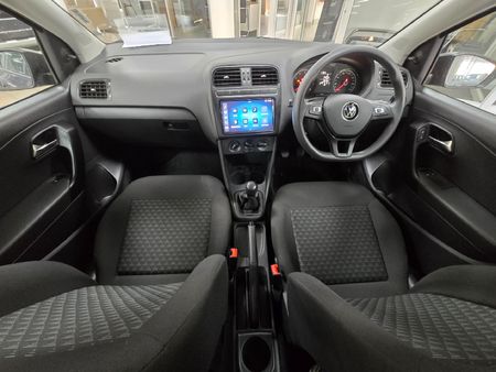 2025-Volkswagen-Polo-Vivo-14-Life_5