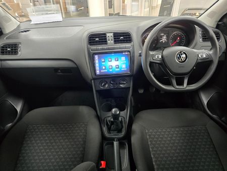 2025-Volkswagen-Polo-Vivo-14-Life_7