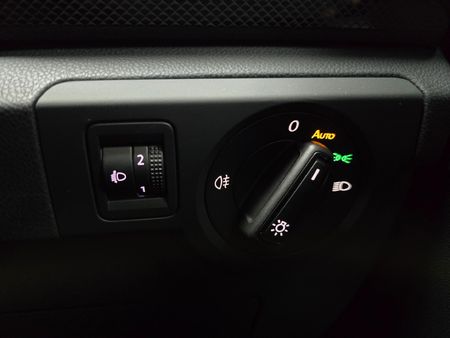 2025-Volkswagen-T-Cross-10-TSI-Auto_11