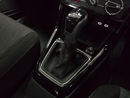 2025-Volkswagen-T-Cross-10-TSI-Auto_7