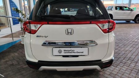 2017-Honda-BR-V-15-Elegance_4