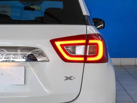 2021-Toyota-Urban-Cruiser-15-Xs_12