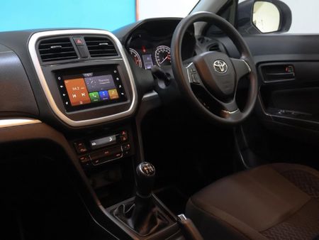 2021-Toyota-Urban-Cruiser-15-Xs_14