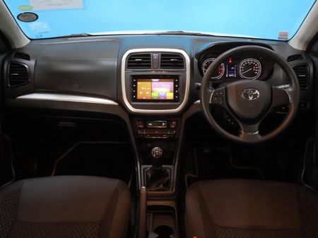 2021-Toyota-Urban-Cruiser-15-Xs_19