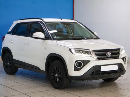 2021-Toyota-Urban-Cruiser-15-Xs_3