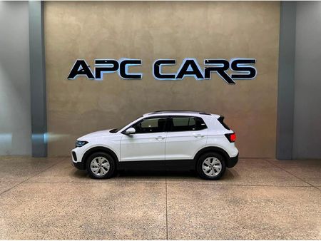 2025-Volkswagen-T-Cross-10-TSI-Life-Auto_3